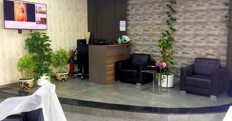 Smoother Skin Awaits â Experience MenâS Waxing Options! Dubai - Image 5